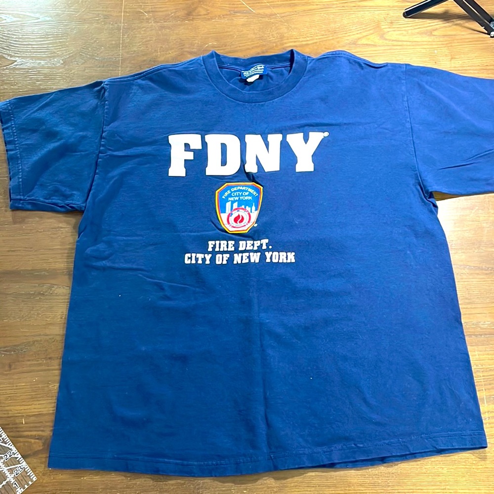 FDNY Navy Tee Shirt Top size L unisex